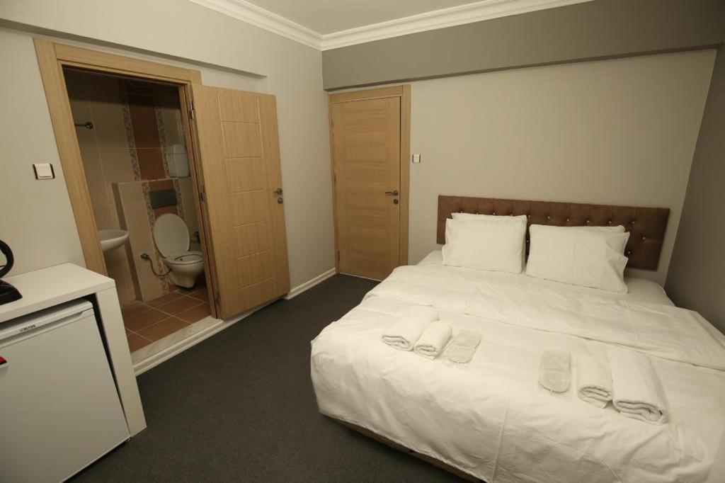 Lagoon Cty Hotel Болу Екстериор снимка